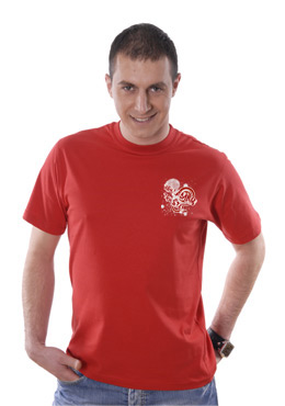 Crvena muska majica sa okruglim izrezom